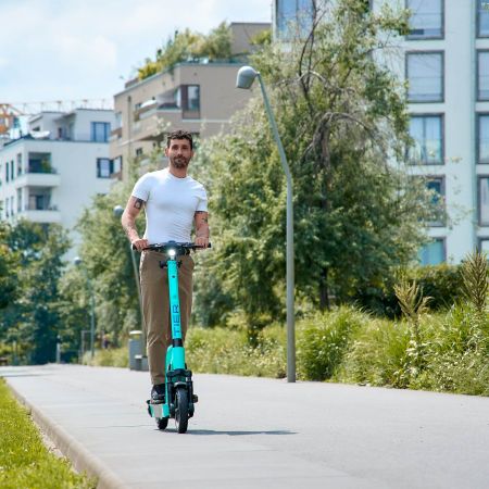 20210827_E-Scooter(c)TIERMobility2