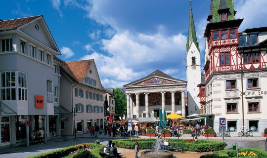 Kirche St. Martin Dornbirn und Marktplatz