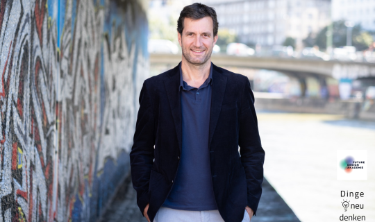 Timo Küntzle c)Manfred Weis.png Timo Küntzle c)Manfred Weis.png