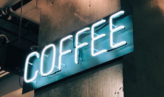 jon-tyson-pEGyLHAPfVw-unsplash s'time out cafe jon-tyson-pEGyLHAPfVw-unsplash s'time out cafe