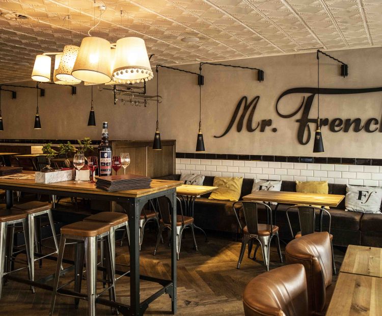 Café-Restaurant Mr. French Café-Restaurant Mr. French