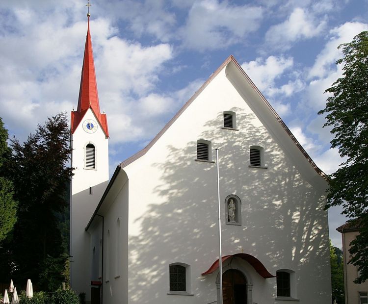 Barbara Neyer - Fred Böhringer Katholische Pfarrkirche Zu Unserer Lieben Frau Mariä Heimsuchung 1