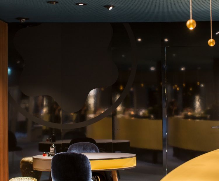 Hollfelder Hollfelder