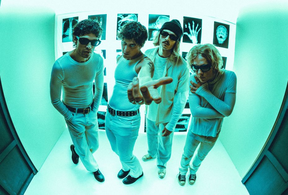 LiamMaxwell_HORIZONTAL.jpg LiamMaxwell_HORIZONTAL.jpg