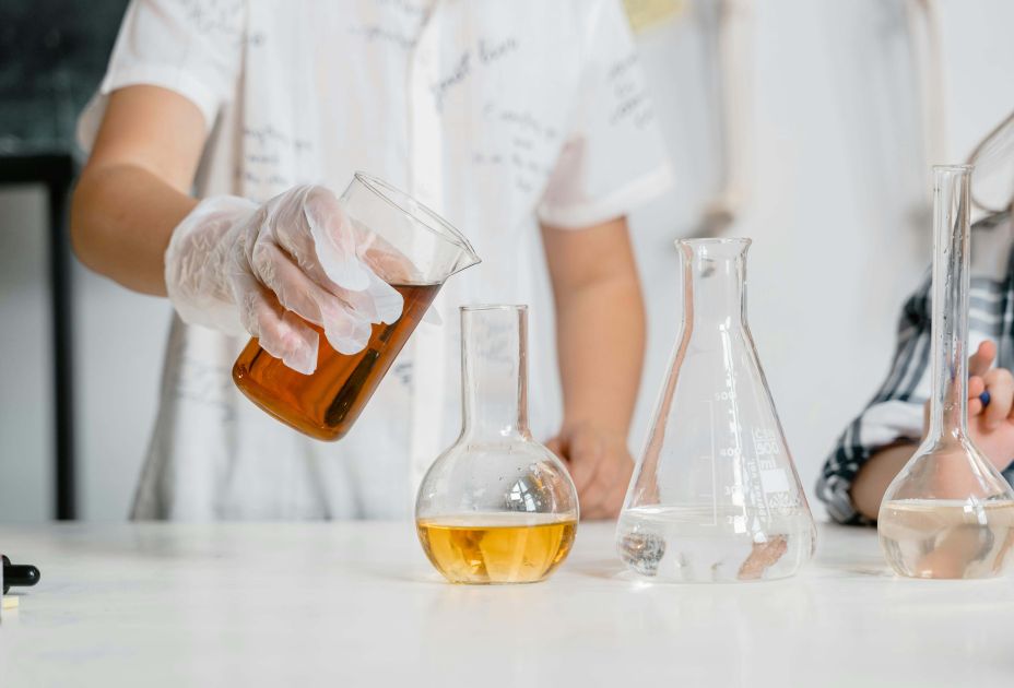Yes we Chem_ pexels.jpg Yes we Chem_ pexels.jpg