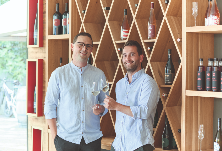 Roman_Ender_und_Josef_Hornstein.png Roman_Ender_und_Josef_Hornstein.png