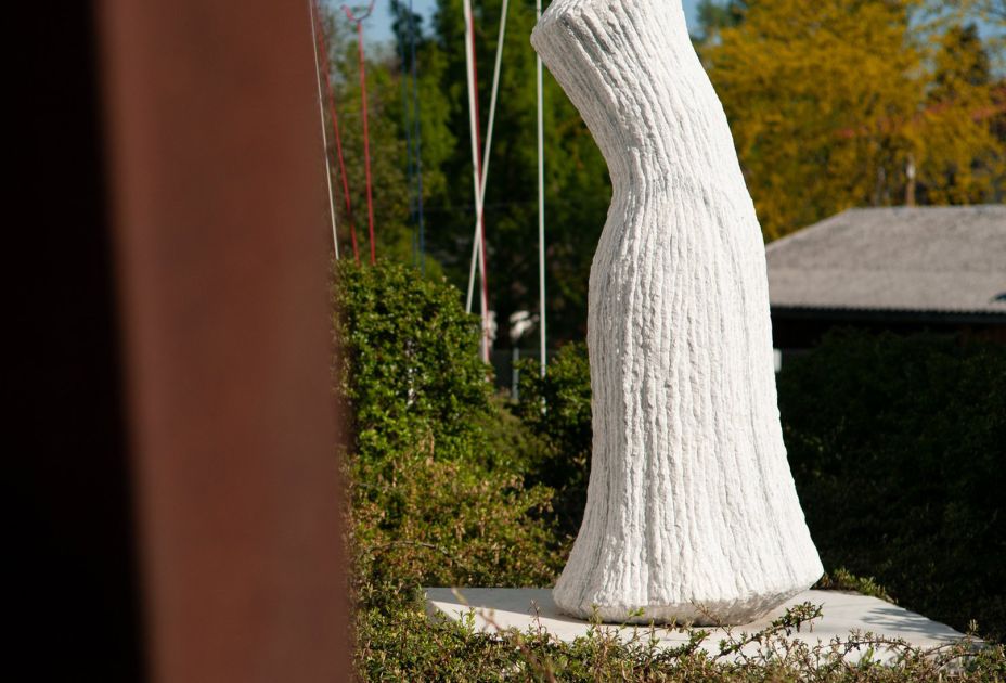 Albrecht Zauner_blanche_2013_Marmor_150 cm_Foto Florian Gehrer Kopie.jpg Albrecht Zauner_blanche_2013_Marmor_150 cm_Foto Florian Gehrer Kopie.jpg