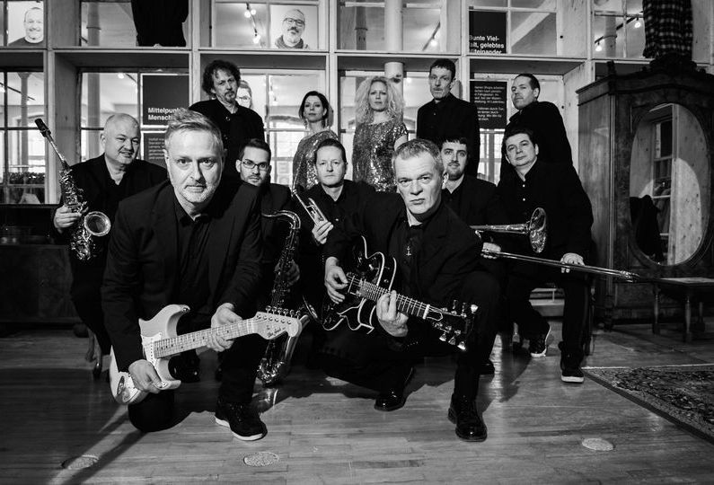 Spinning wheels neu.jpg