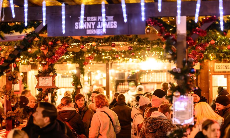 Christkindlemarkt_25_Illumination_BY_MATTHIAS_RHOMBERG_071