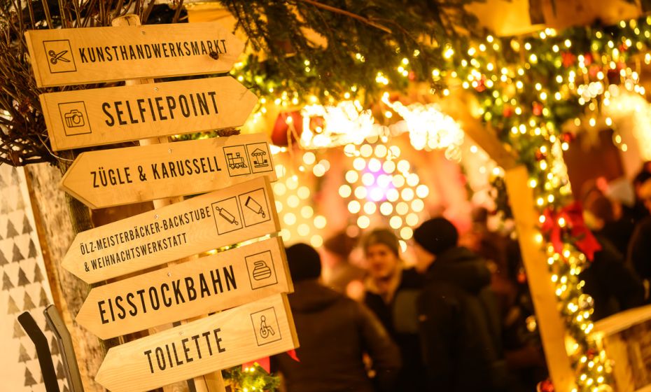 Christkindlemarkt_25_Illumination_BY_MATTHIAS_RHOMBERG_064