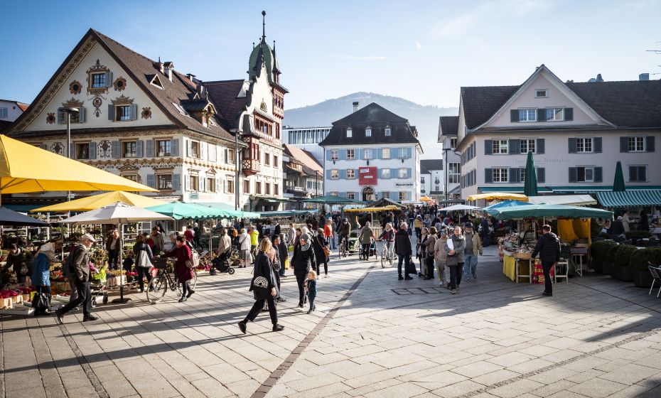 Wochenmarkt (c) Studio Fasching - Dornbirn Tourismus _ Stadtmarketing GmbH (9) Wochenmarkt (c) Studio Fasching - Dornbirn Tourismus _ Stadtmarketing GmbH (9)