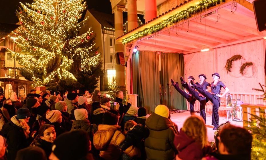 Christkindlemarkt_25_Illumination_BY_MATTHIAS_RHOMBERG_038