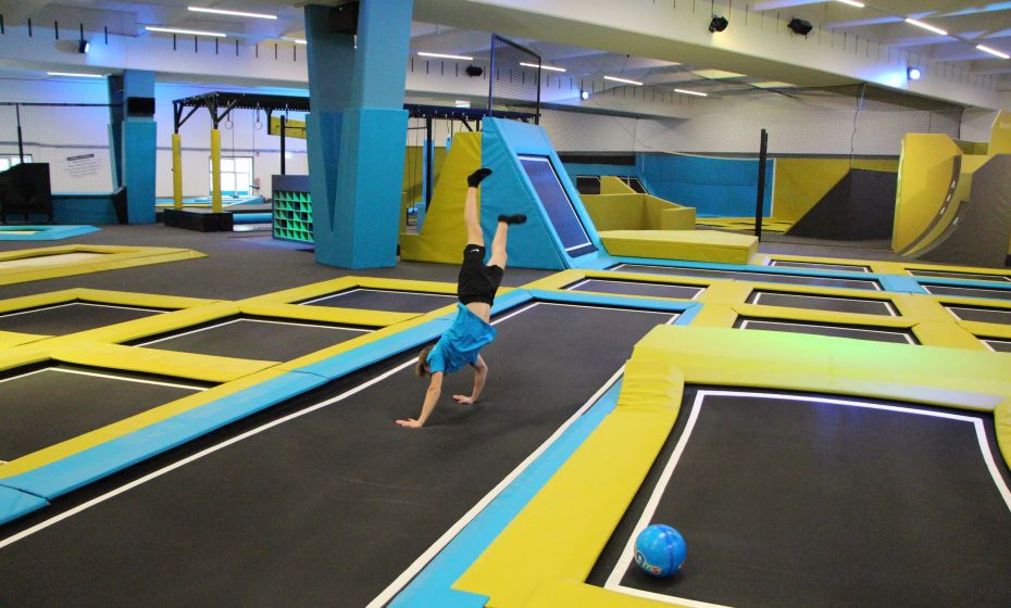 @HIGHMATRAUSCH_Trampolin_6k.jpg