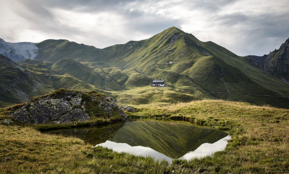 Blick zur Tilisunahütte Blick zur Tilisunahütte