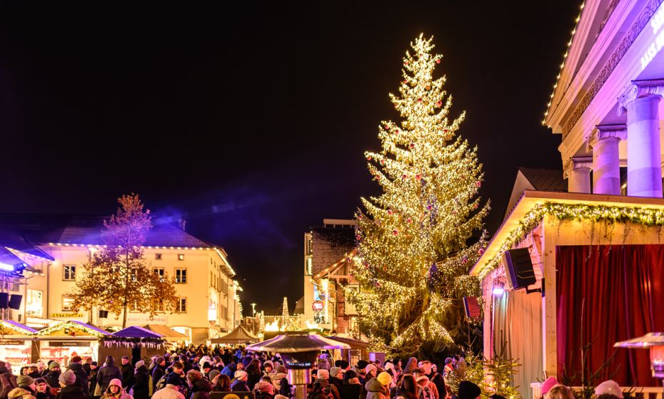 Christkindlemarkt_25_Illumination_BY_MATTHIAS_RHOMBERG_029