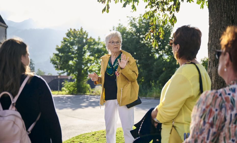 geführter Stadtrundgang 2 geführter Stadtrundgang 2