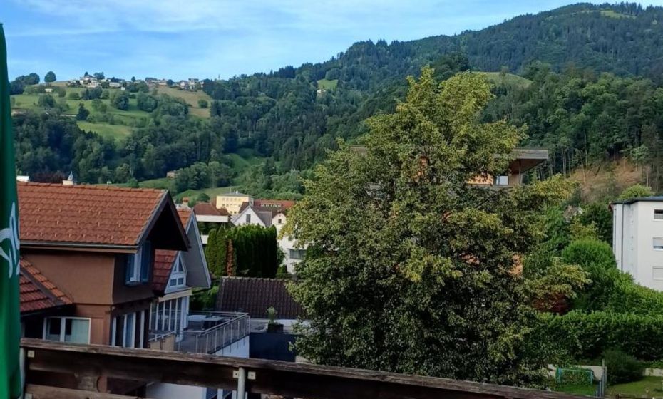 Ruhige Stadtwohnung, 107 m2 Ruhige Stadtwohnung, 107 m2